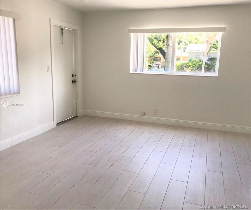 Recently Rented: $1,100 (1 beds, 1 baths, 0 Square Feet)