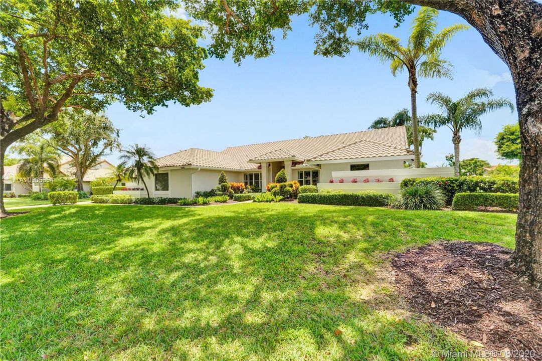 Recently Sold: $634,800 (5 beds, 3 baths, 2965 Square Feet)