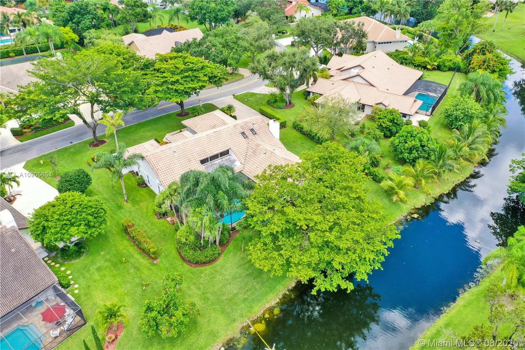 Recently Sold: $634,800 (5 beds, 3 baths, 2965 Square Feet)