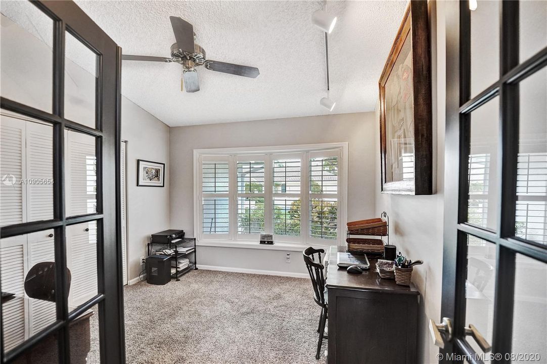 Recently Sold: $634,800 (5 beds, 3 baths, 2965 Square Feet)