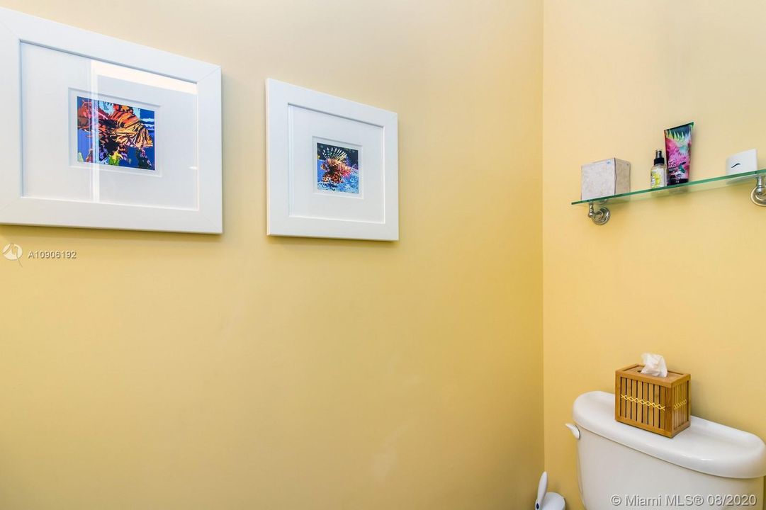 Vendido Recientemente: $739,000 (3 camas, 2 baños, 1600 Pies cuadrados)