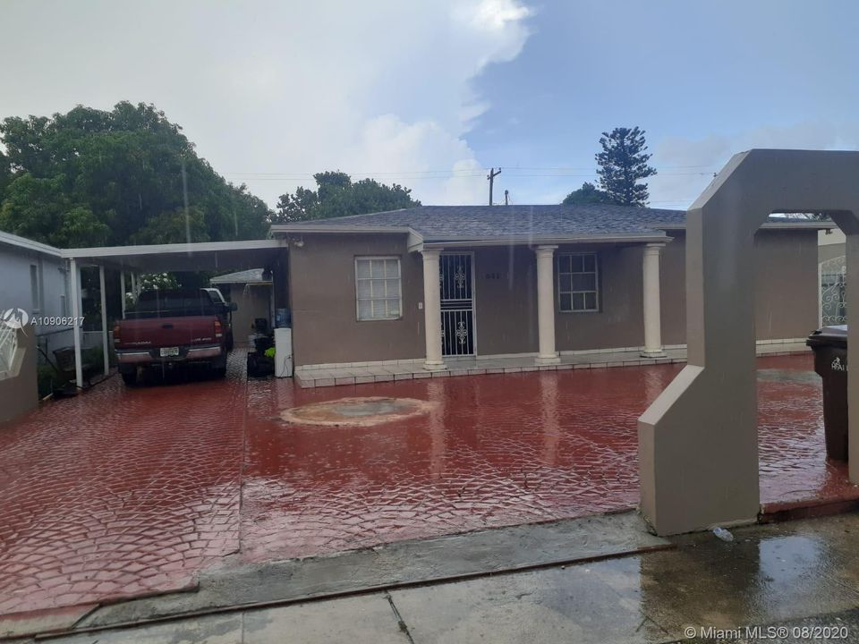Recientemente alquilado: $2,000 (3 camas, 1 baños, 1751 Pies cuadrados)