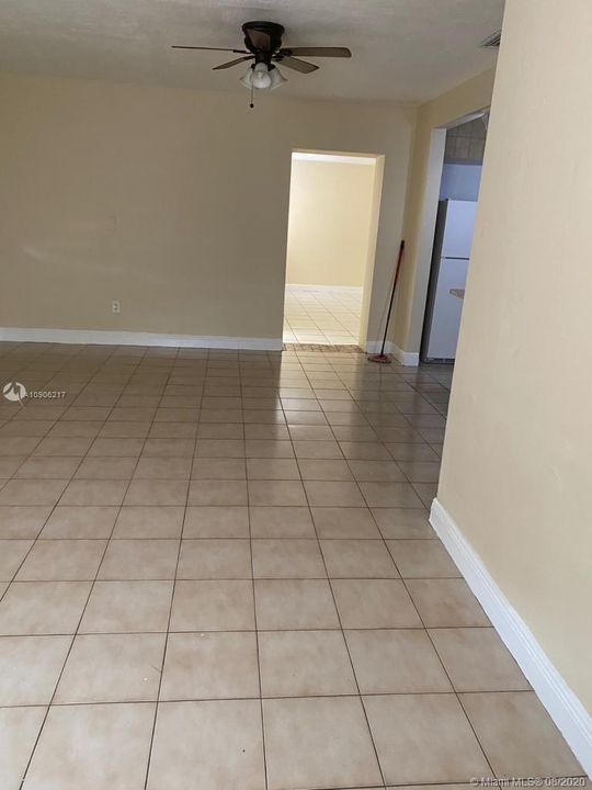 Recientemente alquilado: $2,000 (3 camas, 1 baños, 1751 Pies cuadrados)