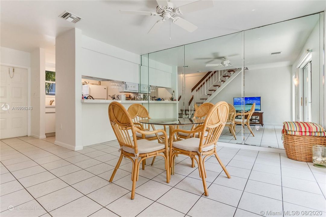 Недавно арендовано: $2,150 (1 спален, 2 ванн, 776 Квадратных фут)