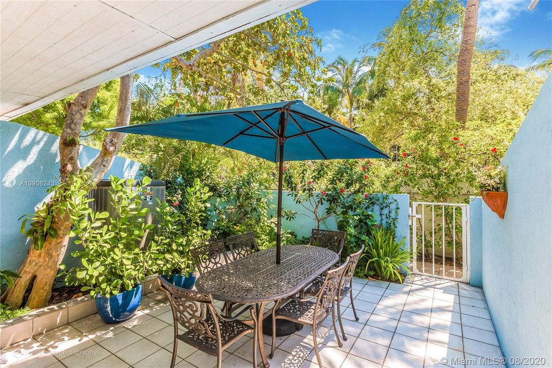 Недавно арендовано: $2,150 (1 спален, 2 ванн, 776 Квадратных фут)