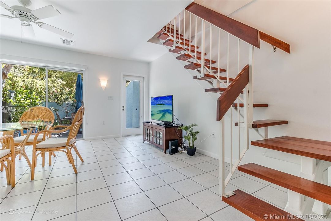 Недавно арендовано: $2,150 (1 спален, 2 ванн, 776 Квадратных фут)