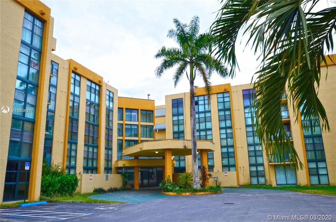 Recently Sold: $130,000 (1 beds, 1 baths, 708 Square Feet)