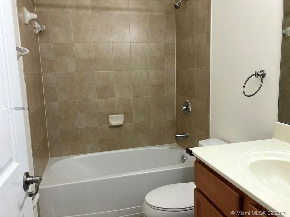 最近售出: $314,000 (3 贝兹, 2 浴室, 1550 平方英尺)