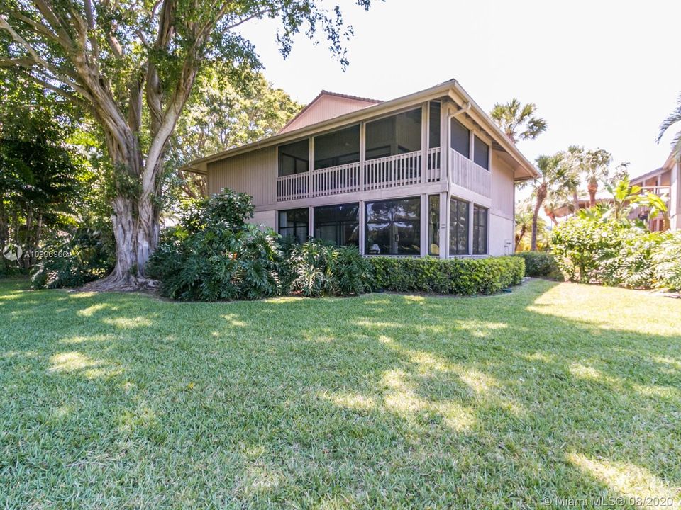 Recently Sold: $84,900 (2 beds, 2 baths, 1271 Square Feet)