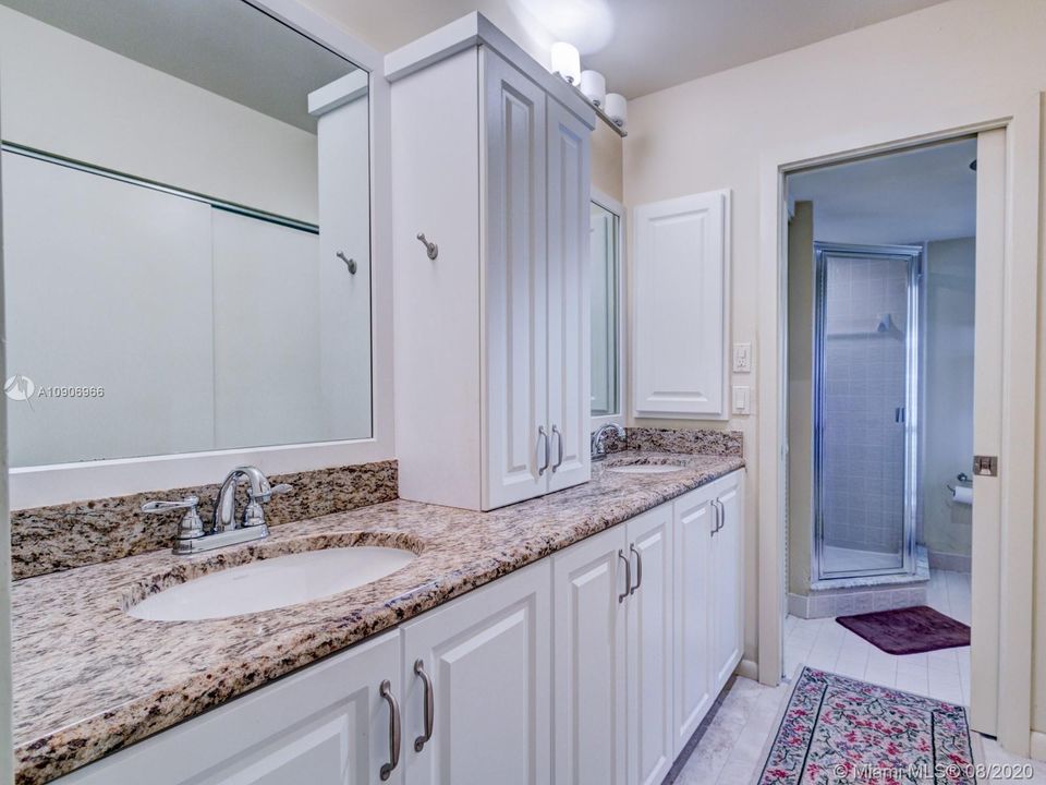 Recently Sold: $84,900 (2 beds, 2 baths, 1271 Square Feet)