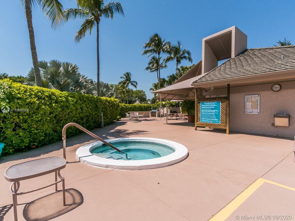 Recently Sold: $84,900 (2 beds, 2 baths, 1271 Square Feet)