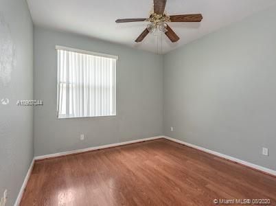 Недавно арендовано: $3,500 (6 спален, 4 ванн, 4137 Квадратных фут)