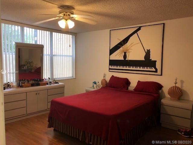 Recently Sold: $74,500 (2 beds, 2 baths, 1060 Square Feet)