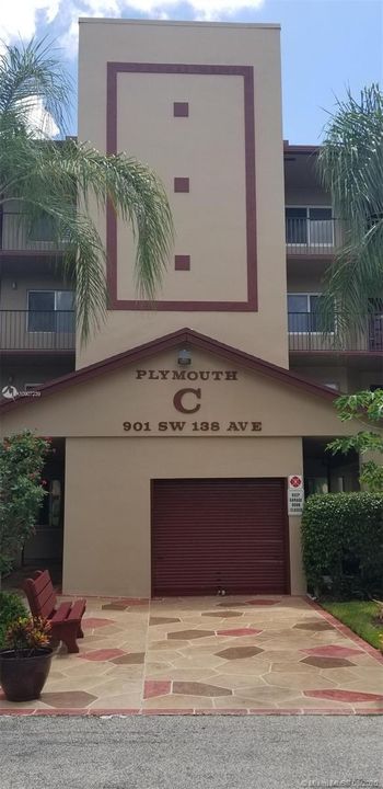 Recently Sold: $109,000 (2 beds, 2 baths, 1207 Square Feet)