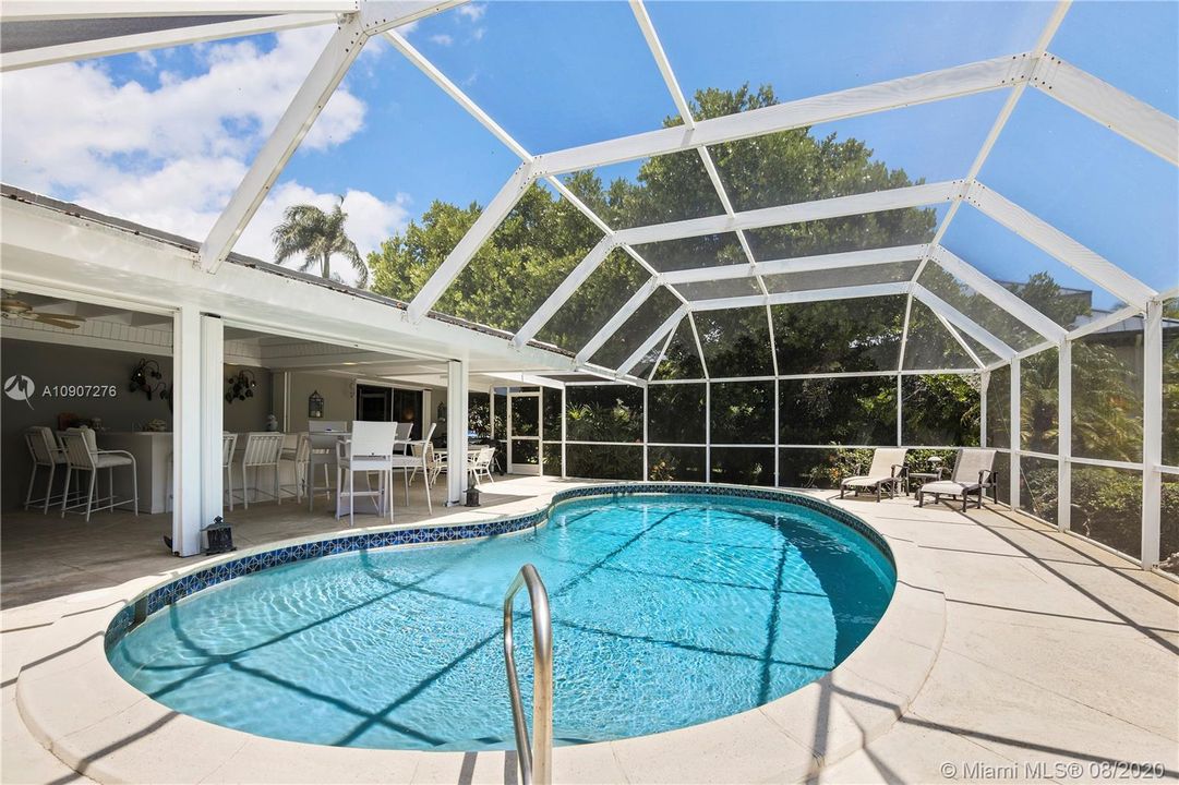 Recently Sold: $2,450,000 (3 beds, 2 baths, 0 Square Feet)