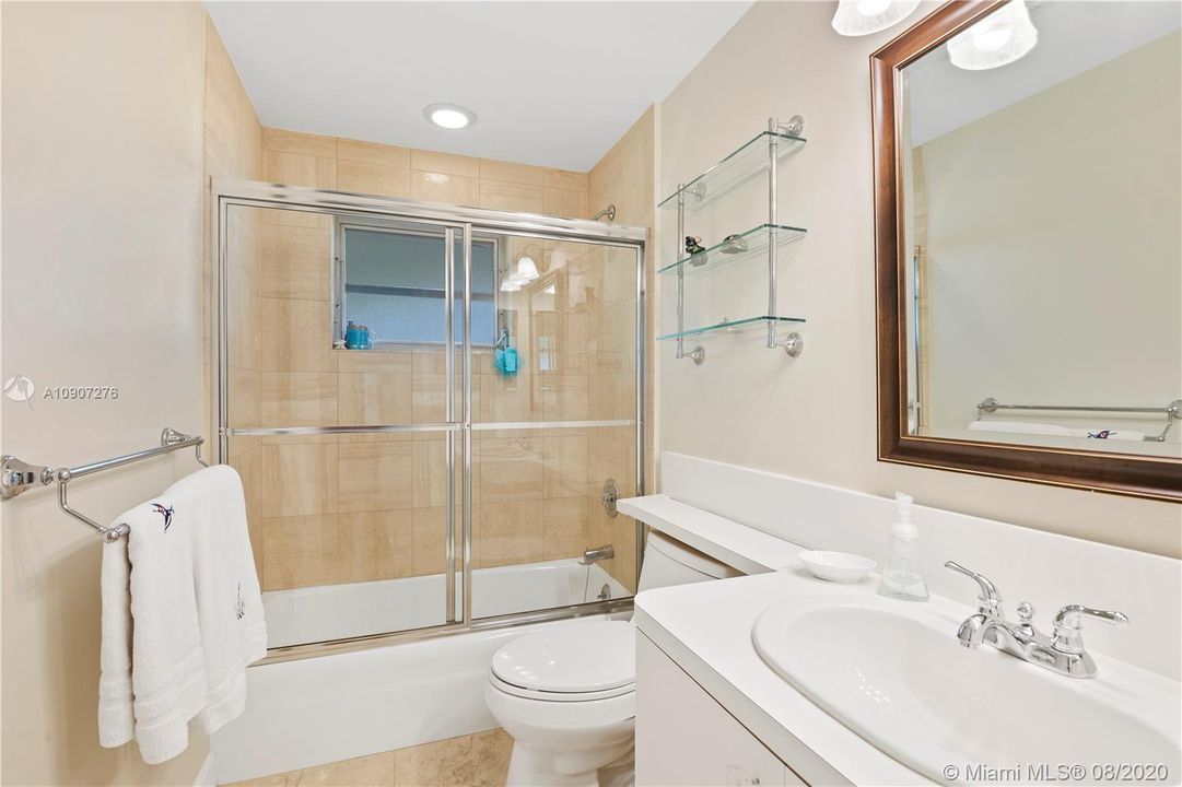 Recently Sold: $2,450,000 (3 beds, 2 baths, 0 Square Feet)