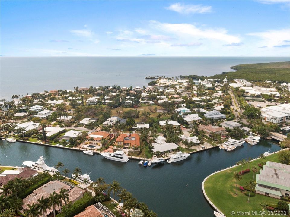 Recently Sold: $2,450,000 (3 beds, 2 baths, 0 Square Feet)