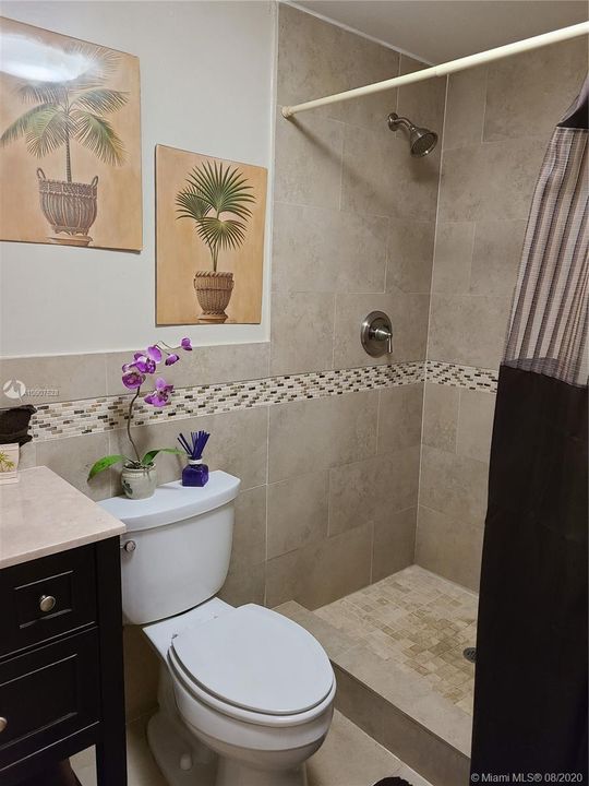 Vendido Recientemente: $475,000 (4 camas, 3 baños, 1672 Pies cuadrados)