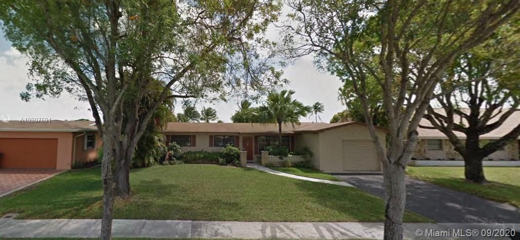 Recently Sold: $429,900 (3 beds, 2 baths, 1966 Square Feet)