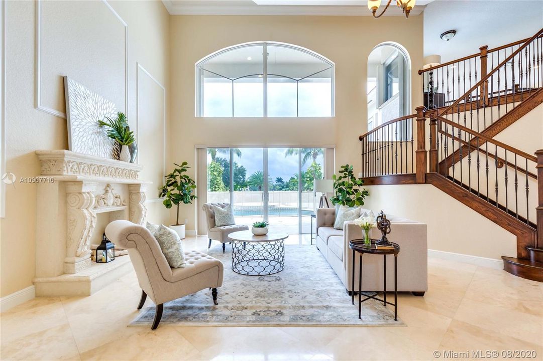 Recently Rented: $8,200 (5 beds, 6 baths, 5325 Square Feet)