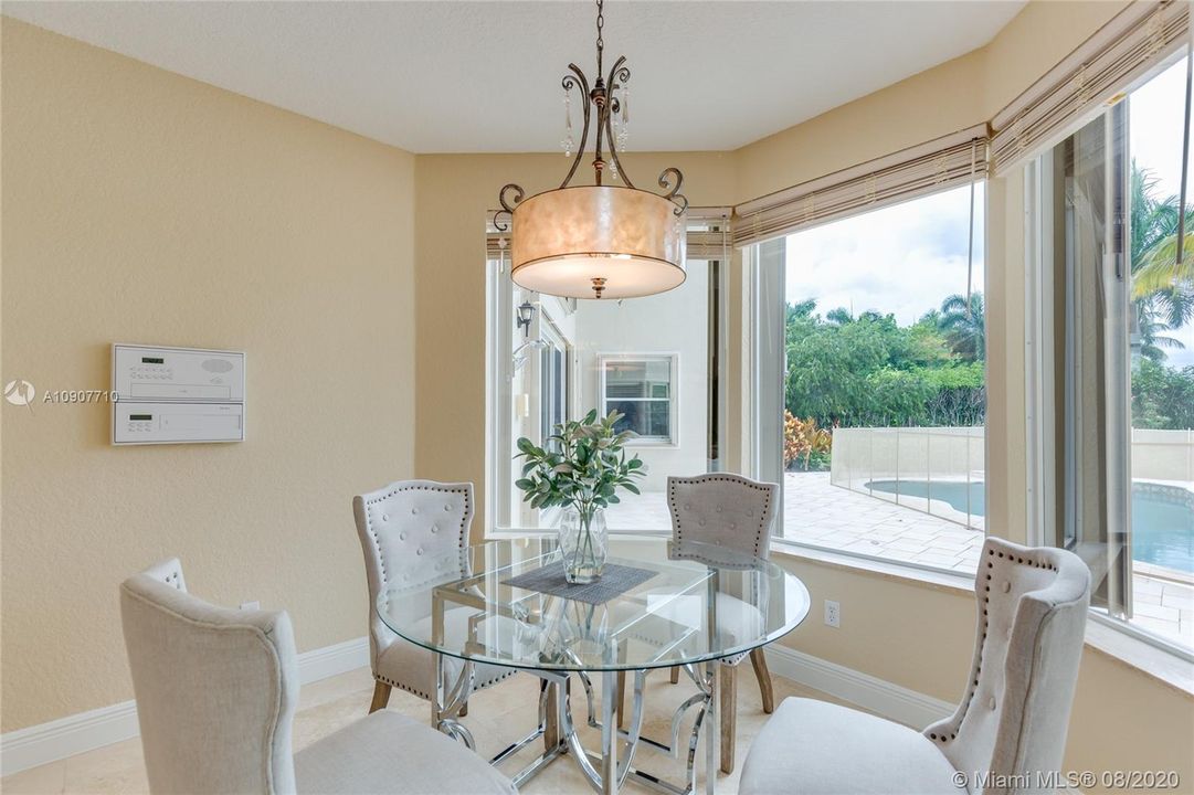 Recently Rented: $8,200 (5 beds, 6 baths, 5325 Square Feet)