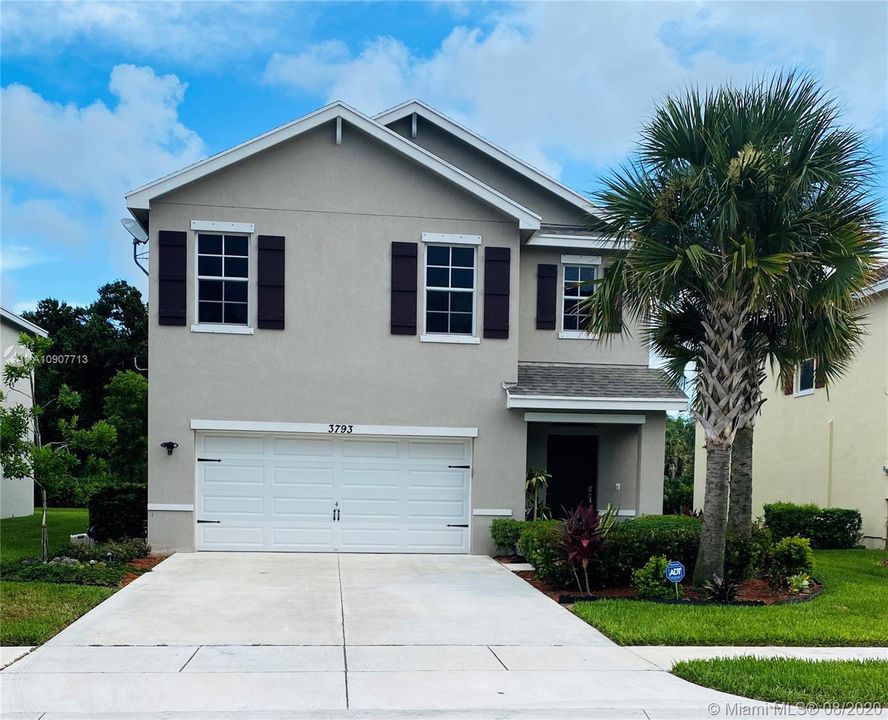 Vendido Recientemente: $368,990 (5 camas, 3 baños, 2526 Pies cuadrados)