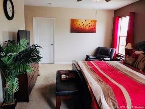 Vendido Recientemente: $368,990 (5 camas, 3 baños, 2526 Pies cuadrados)