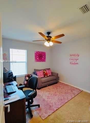 Vendido Recientemente: $368,990 (5 camas, 3 baños, 2526 Pies cuadrados)