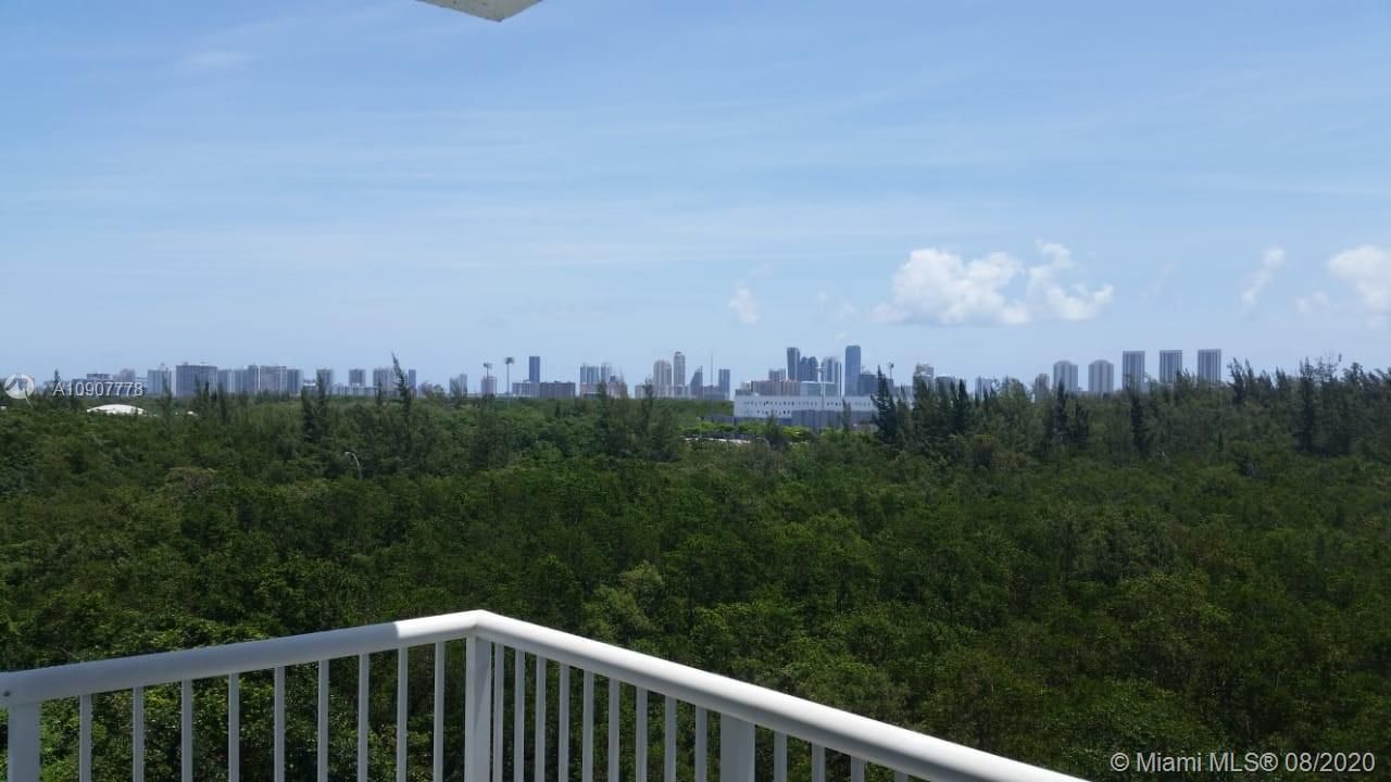 Recently Rented: $2,700 (3 beds, 3 baths, 2048 Square Feet)