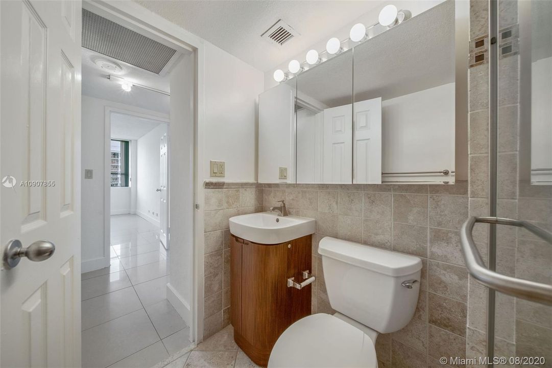 最近租的: $2,012 (2 贝兹, 2 浴室, 1120 平方英尺)