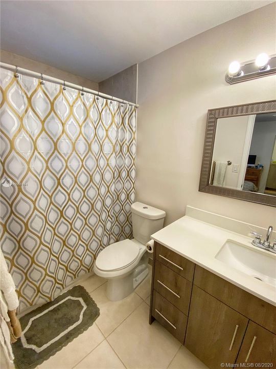 Recently Sold: $299,000 (3 beds, 2 baths, 1386 Square Feet)