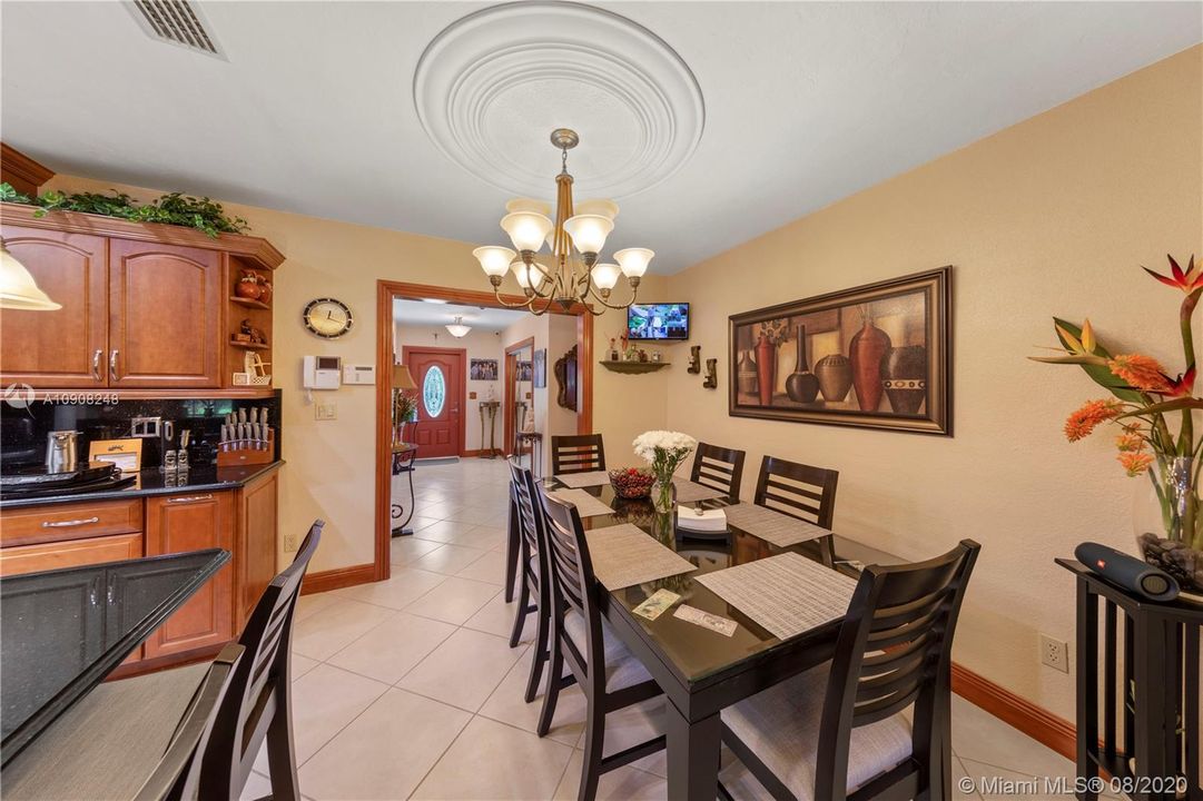 DINING ROOM OFF KITCHEN AND MUD ROOM