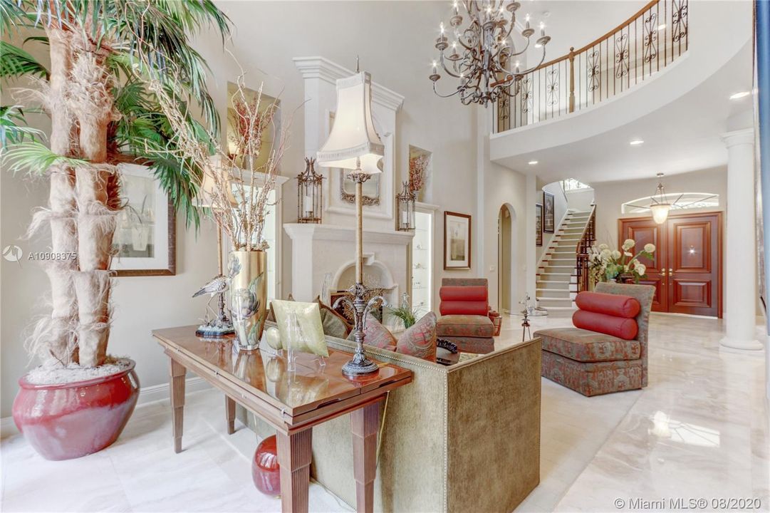 Recently Sold: $1,800,000 (4 beds, 5 baths, 4681 Square Feet)