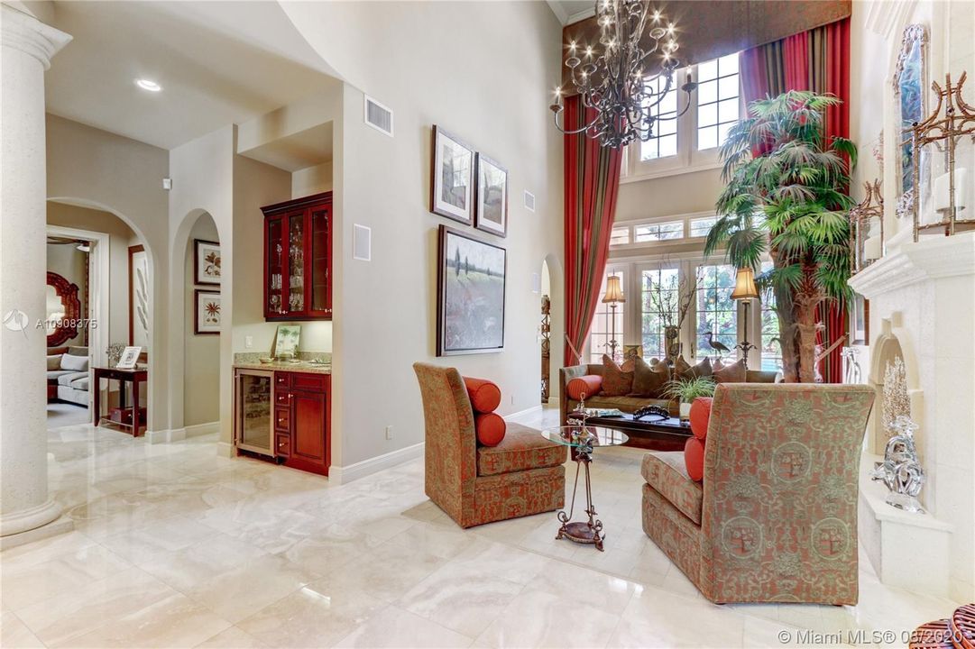 Recently Sold: $1,800,000 (4 beds, 5 baths, 4681 Square Feet)