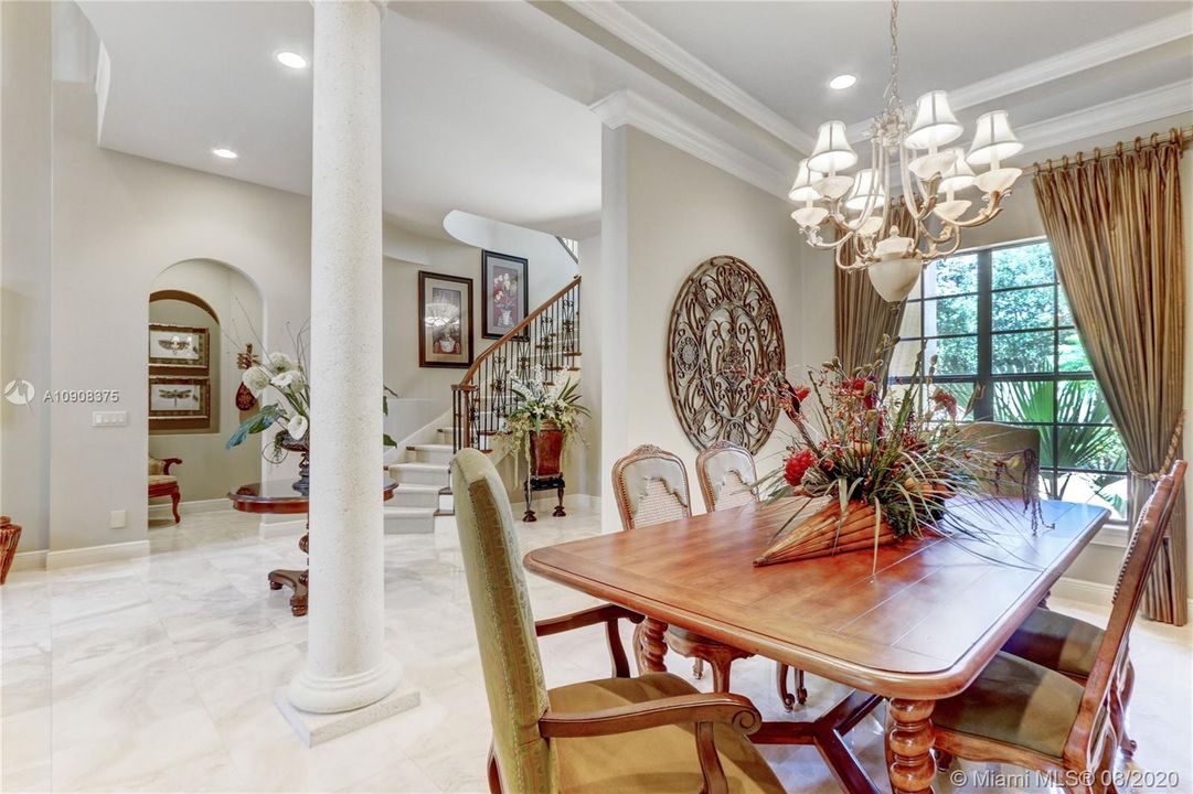 Recently Sold: $1,800,000 (4 beds, 5 baths, 4681 Square Feet)