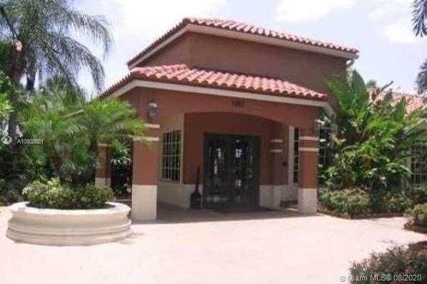 Recently Sold: $121,500 (3 beds, 2 baths, 930 Square Feet)