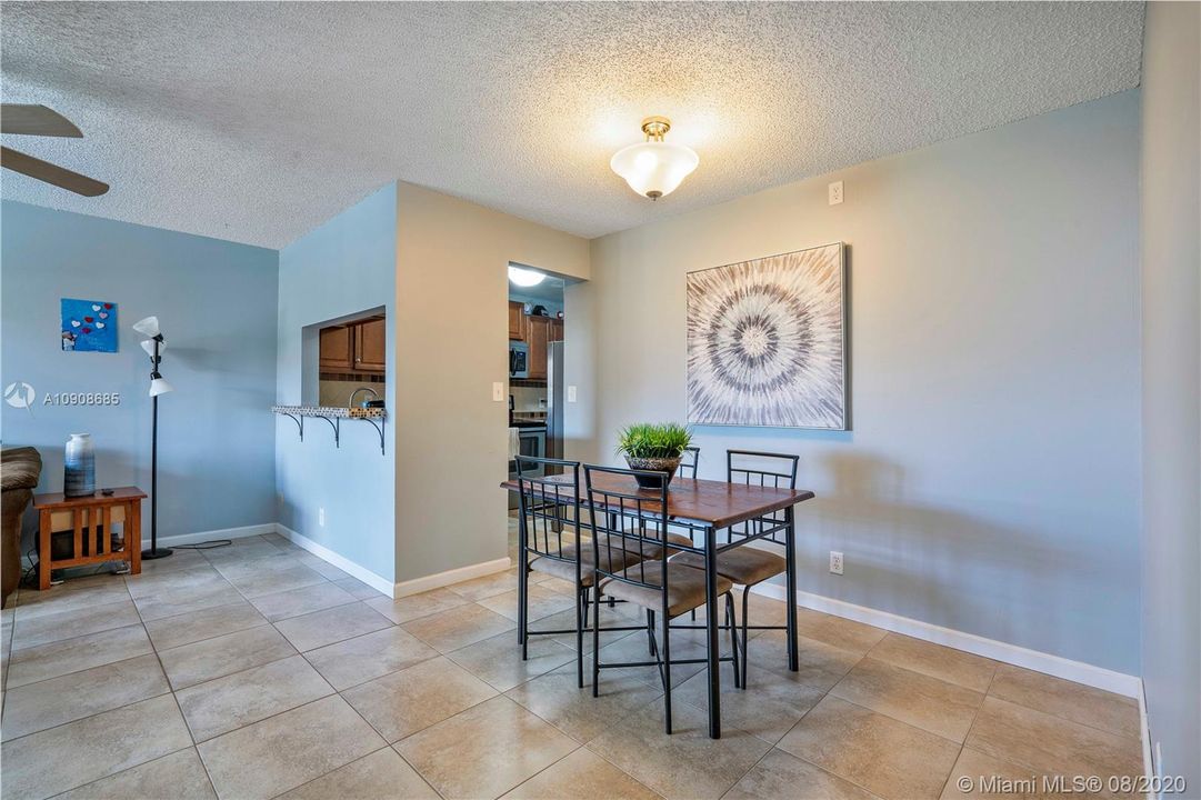 Recently Sold: $160,000 (2 beds, 2 baths, 760 Square Feet)