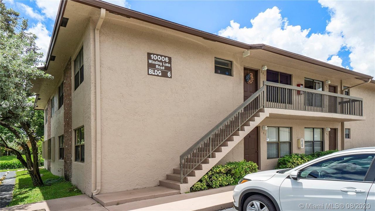 Recently Sold: $160,000 (2 beds, 2 baths, 760 Square Feet)
