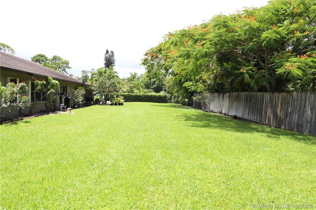 Recently Sold: $589,000 (4 beds, 3 baths, 3004 Square Feet)