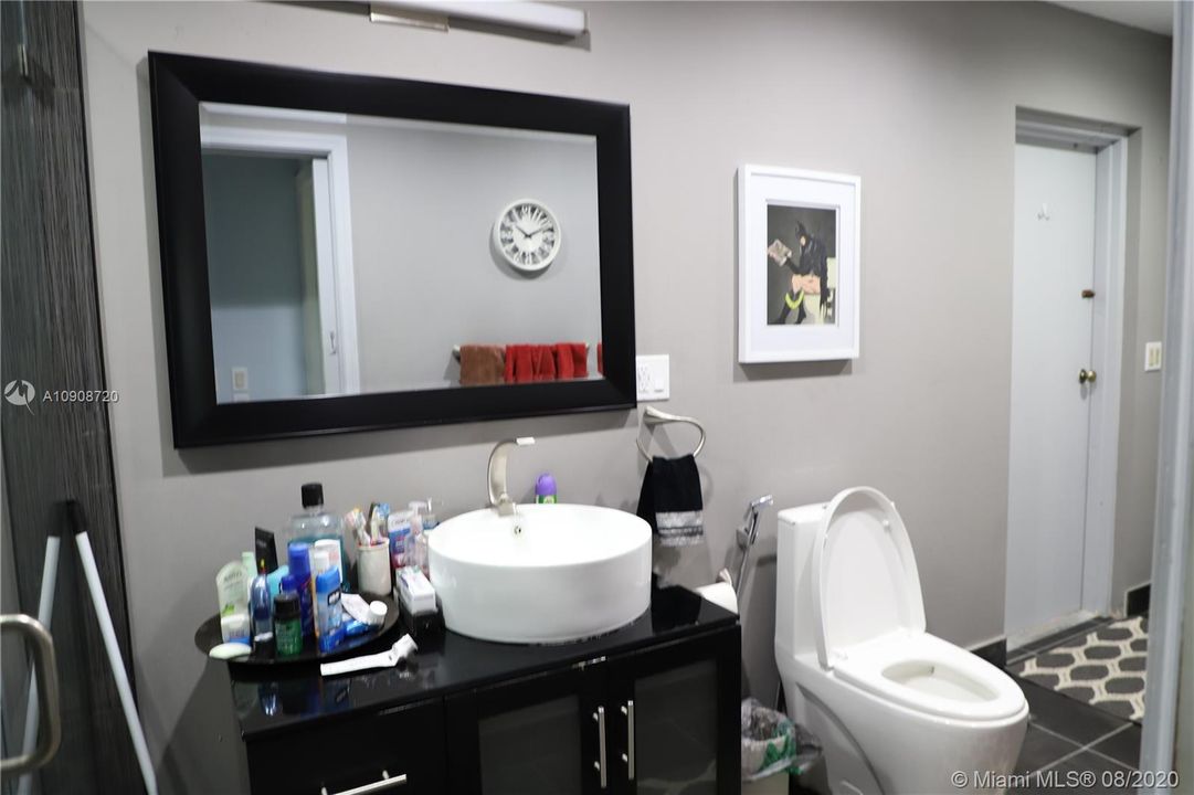 Recently Sold: $589,000 (4 beds, 3 baths, 3004 Square Feet)