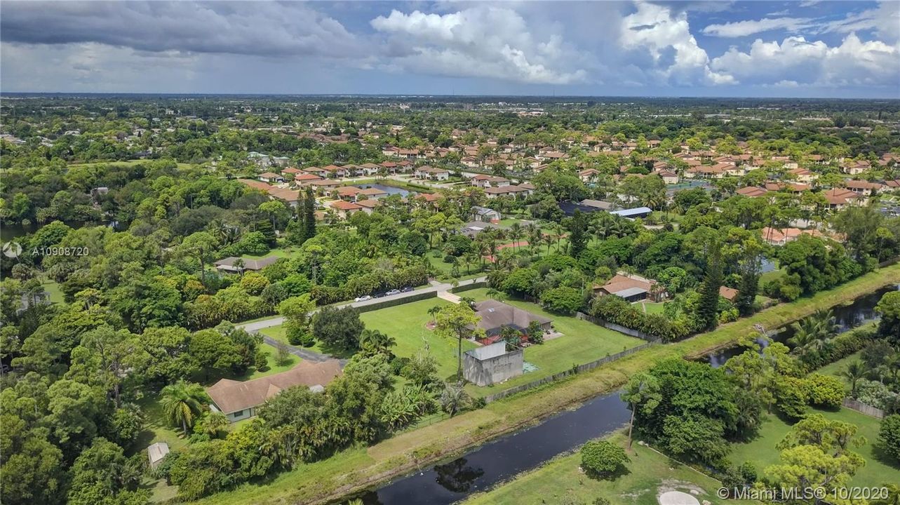 Recently Sold: $589,000 (4 beds, 3 baths, 3004 Square Feet)