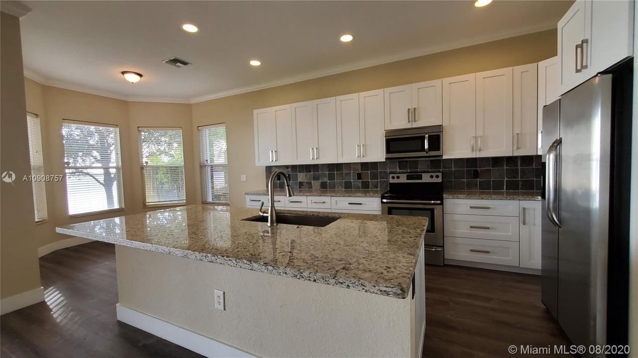Recently Rented: $3,300 (4 beds, 3 baths, 2481 Square Feet)