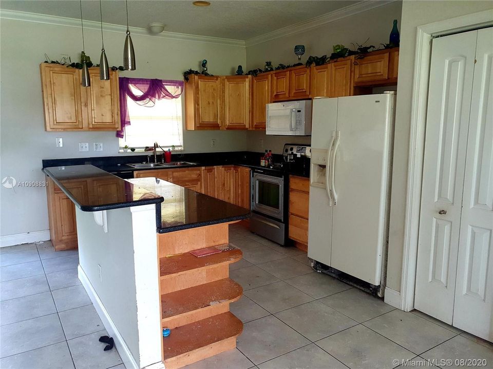 Recently Sold: $180,000 (3 beds, 2 baths, 0 Square Feet)