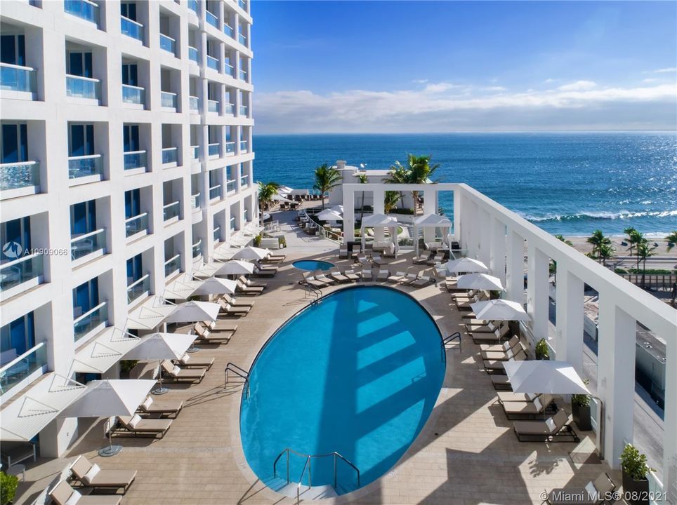 Recently Sold: $689,900 (1 beds, 1 baths, 641 Square Feet)