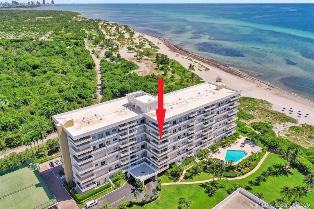 Recently Sold: $825,000 (2 beds, 2 baths, 1260 Square Feet)
