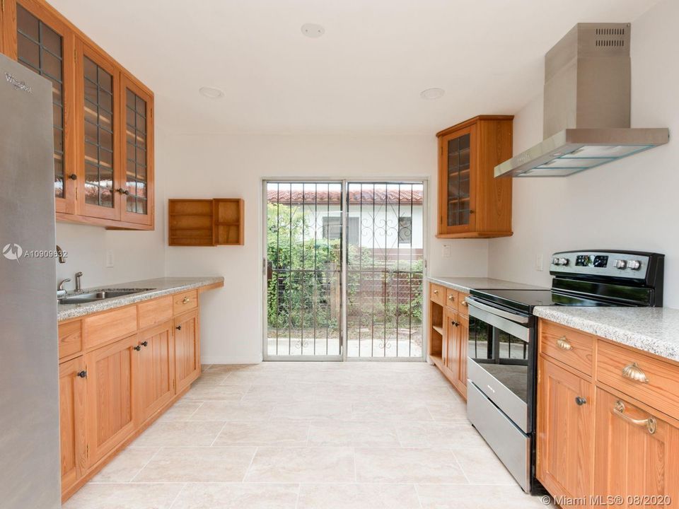 11650 Kitchen with wood cabinets and recessed lighting