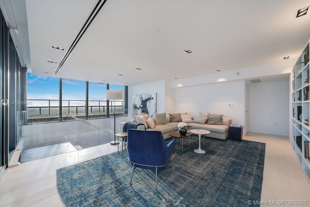 Second living room