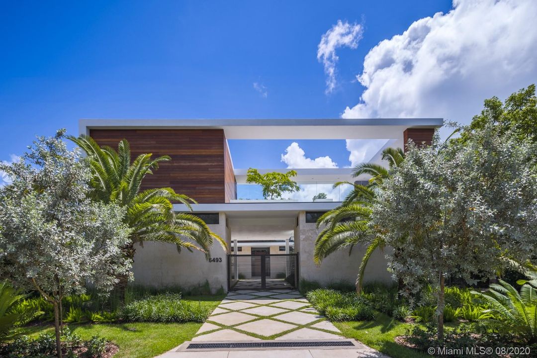 Recently Sold: $13,400,000 (7 beds, 8 baths, 7250 Square Feet)