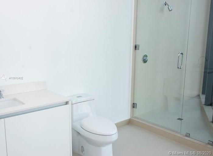 Recently Rented: $13,500 (3 beds, 3 baths, 2917 Square Feet)