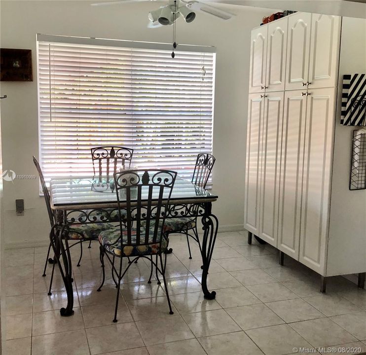 Recently Sold: $649,000 (3 beds, 2 baths, 2069 Square Feet)